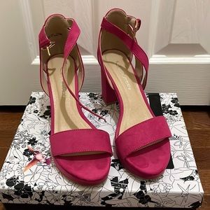 Fuchsia heels